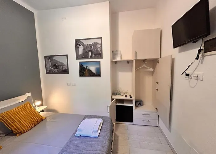 Gigi's 1 * Manarola